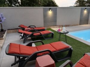 Gite avec piscine privée en sud Ardèche